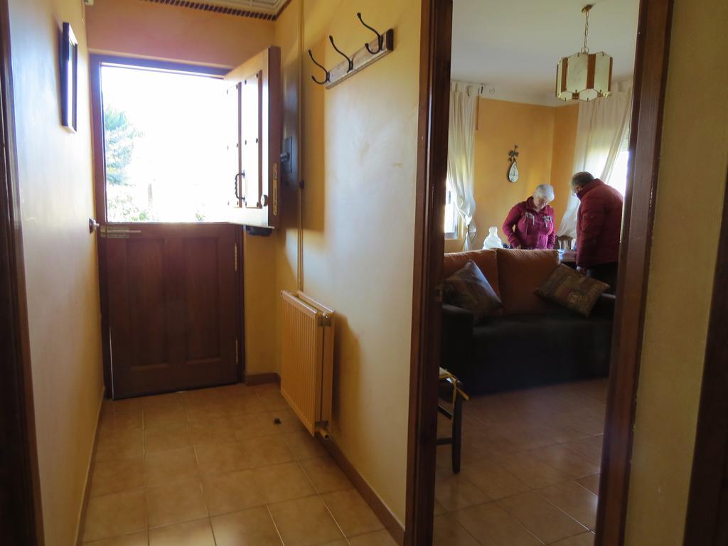 Casa Rural La Conejera Madrigalejo Del Monte Exterior foto